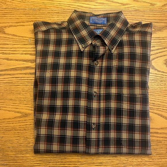 Pendleton Men’s Large 100% Wool Button Down. - Picture 3 of 8